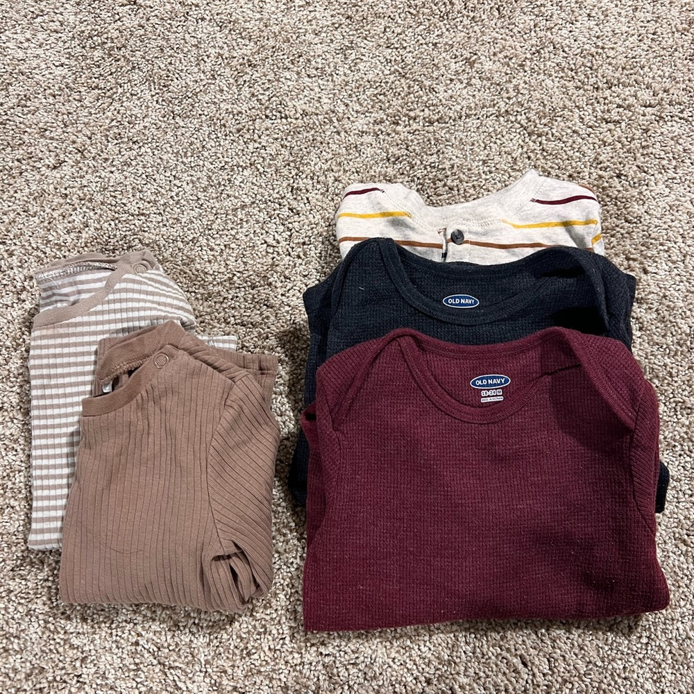Lot of 18-24 month old long sleeved shirts/onesies